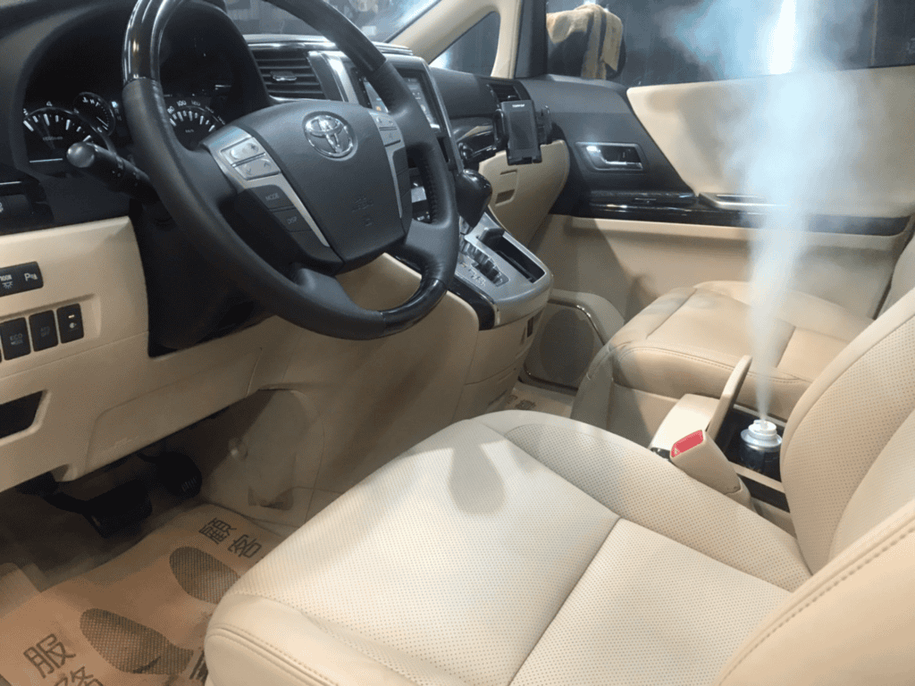 派威的老車翻新過程:內裝清洗 + 除臭殺菌